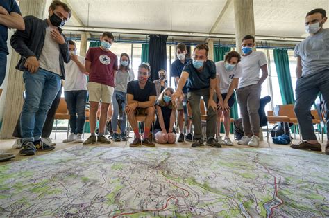 Les Murmures Du Temps Parcours Artistique Et Culturel Du Pays De L