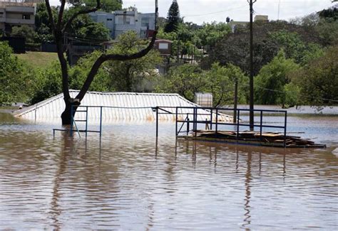 Hay 2 101 Desplazados Por Las Inundaciones Pese A Que Desciende El