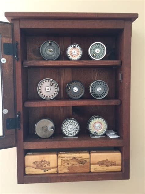 Show Your Reel And Tackle Displays Classic Fly Reels Fiberglass