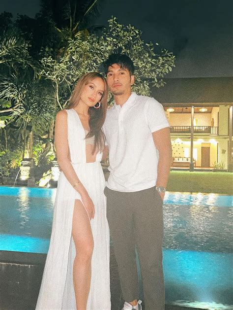 Pose Hangat Rangga Nattra Bareng Cinta Laura Netizen Minta Sang Aktor Menikung Di Sepertiga