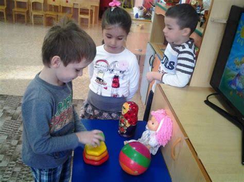 Конспект занятия по развитию речи в старшей группе по теме «Игрушки ...