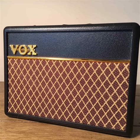 Vox AC1 RhythmVOX Portable Practice Amp Review.