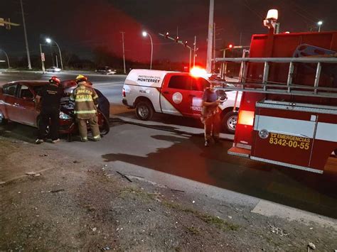 Monterrey Conato De Incendio Tras Cortocircuito En Auto Telediario M Xico