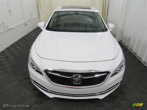 2018 White Frost Tricoat Buick LaCrosse Essence 129572751 Photo 5