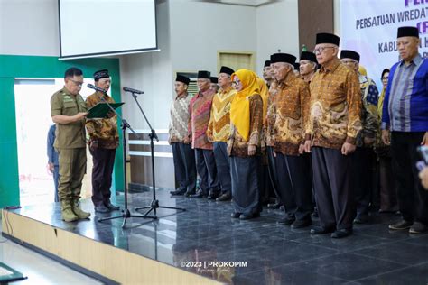 InfoPublik Plt Bupati Lantik Pengurus PWRI Kepulauan Meranti