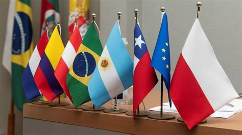 Relações Internacionais: conheça a carreira multidisciplinar ideal para ...