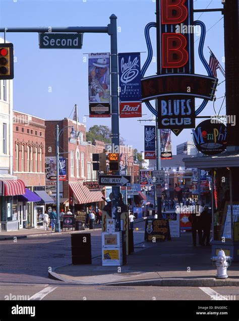 Street scene, Beale Street, Beale Street District, Memphis, Tennessee ...