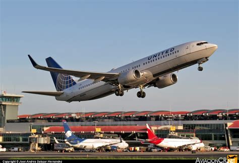 N United Airlines Boeing Aviacioncr Net