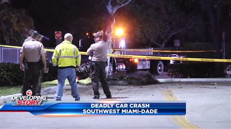 Driver Dead After Striking Tree In Southwest Miami Dade Wsvn 7news