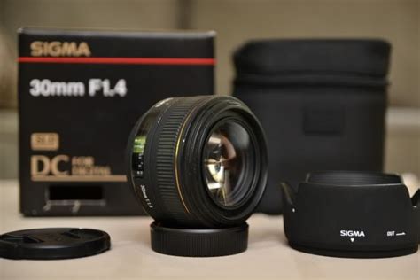 Sigma 30mm f/1.4 Lens Review - Photography Reviews