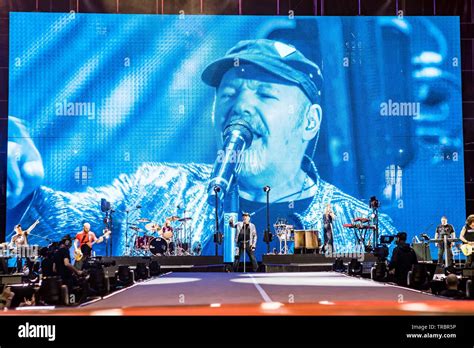 Vasco Tour San Siro 2019 Hi Res Stock Photography And Images Alamy