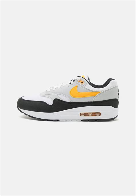 Nike Sportswear Air Max 1 Sneakers Laag Whiteuniversity Goldwit