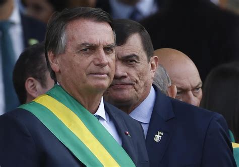 Bolsonaro é Ameaça à Democracia Mesmo Se Perder Eleição Diz The