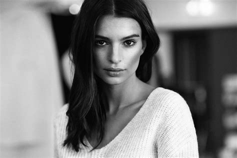 Model Profile Emily Ratajkowski • The Man