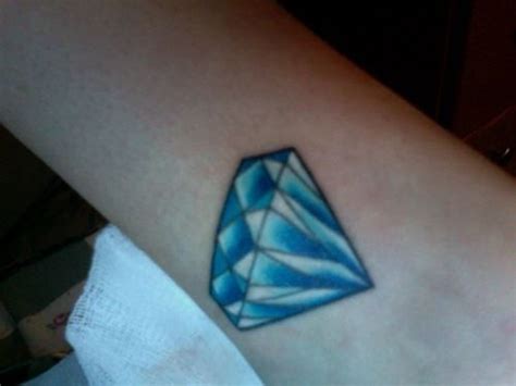 Diamond Tattoos – Story Behind Diamond Tattoos | Diamond tattoo designs ...