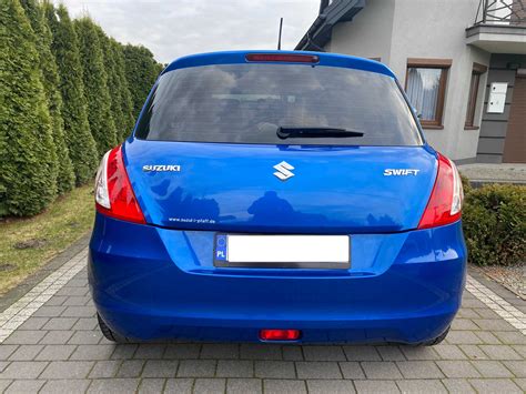 Suzuki Swift 2013 1 3 benzyna 134 tys km Pełny serwis Wzór Siedlce OLX pl