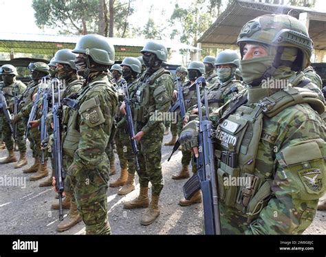 CUENCA OPERATIVO MILITAR ESTADO EXEPCION Cuenca Ecuador 10 De Enero De