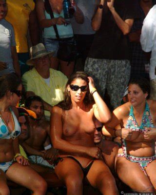 Amateur Wet TShirt Contest With Hot Nude Nebraska Coeds Porn Pictures XXX Photos Sex Images