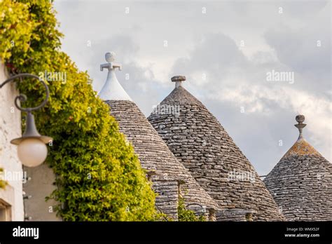 Italie Pouilles L Agglom Ration De La Ville De Bari Alberobello