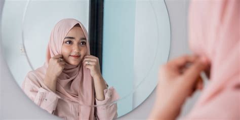 8 Tips Memilih Model Hijab Sesuai Bentuk Wajah Tampil Menawan Di Bulan