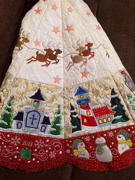 Pin by Jenny Diehl on JUJU Christmas Tree Skirt | Christmas crafty, Xmas tree skirts, Christmas ...