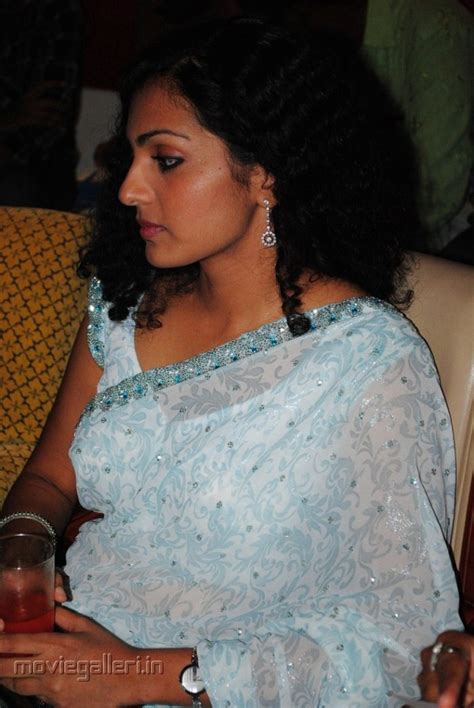 INDIAN ACTRESS Mariyaan Tamil Movie Actress Parvathi Menon Hot