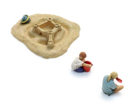 Children with sand castle (2x) - Artitecshop