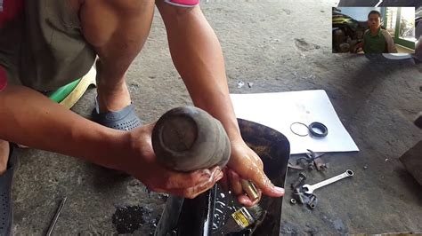 Cara Mengganti Seal Shock Depan Pada Motor Mega Pro Youtube