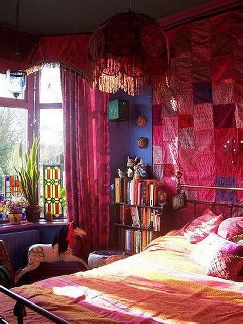 10+ Beautiful Bohemian Bedroom Ideas 2022