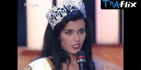 Mar Saura Breasts Bikini Scene In Hola Raffaella Tnaflix