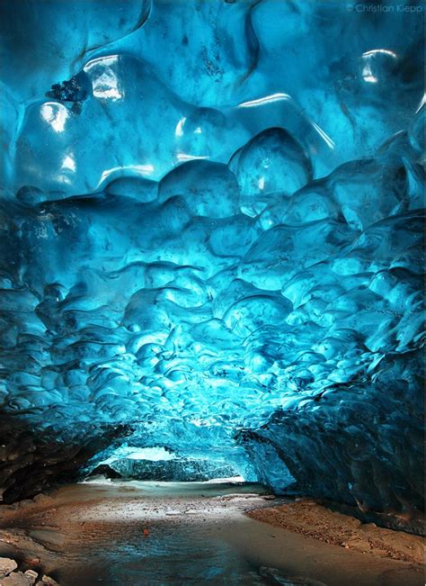 Mendenhall ice caves, Alaska : r/interestingasfuck