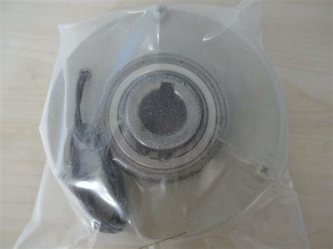 New Mitsubishi ZX 1 2YN 80 Magnetic Powder Brake IN BOX Free Shipping