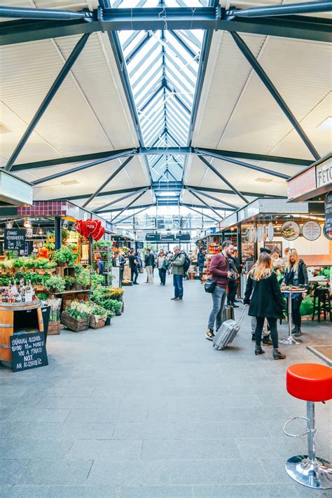 A Local S Guide What To See And Eat At Torvehallerne Market