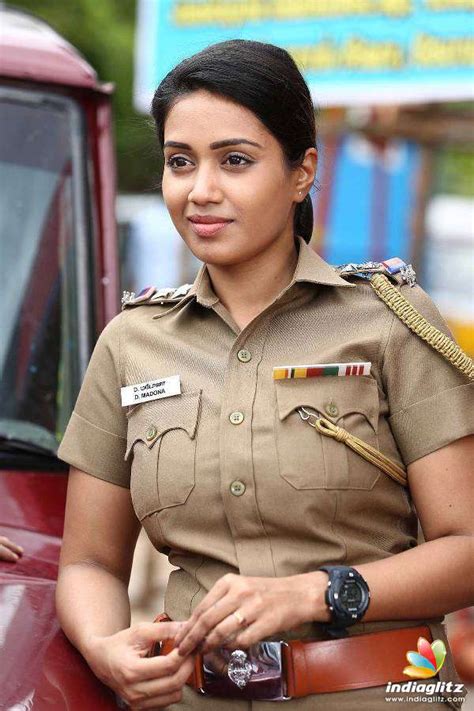 Thimiru Pudichavan Photos - Tamil Movies photos, images, gallery ...