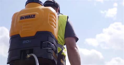 New Dewalt Gallon V Max Backpack Sprayer Ohio Power Tool News