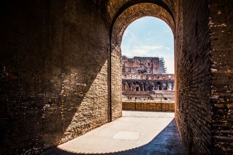 Colosseo Tour Dei Sotterranei E Dell Antica Roma Getyourguide