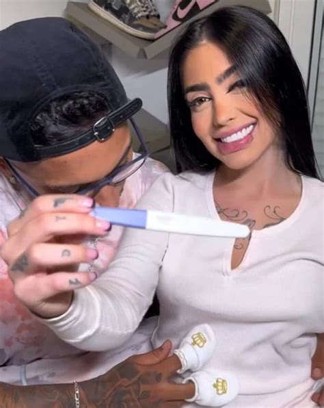 Foto: MC Mirella anunciou que está grávida de Dynho Alves - Purepeople