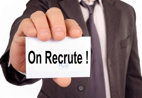 Avis De Recrutement 60 Postes Vacants