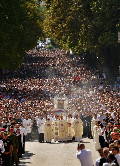 Program proslave Velike Gospe u Svetištu Čudotvorne Gospe Sinjske 2024