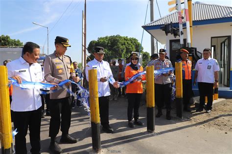 Cegah Terjadinya Kecelakaan Pj Bupati Jombang Resmikan Titik