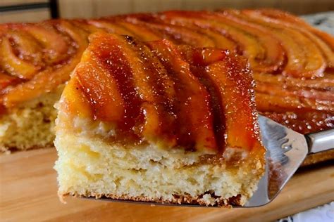 Bolo De Banana Caramelada De Liquidificador Delicioso E Perfeito Para O