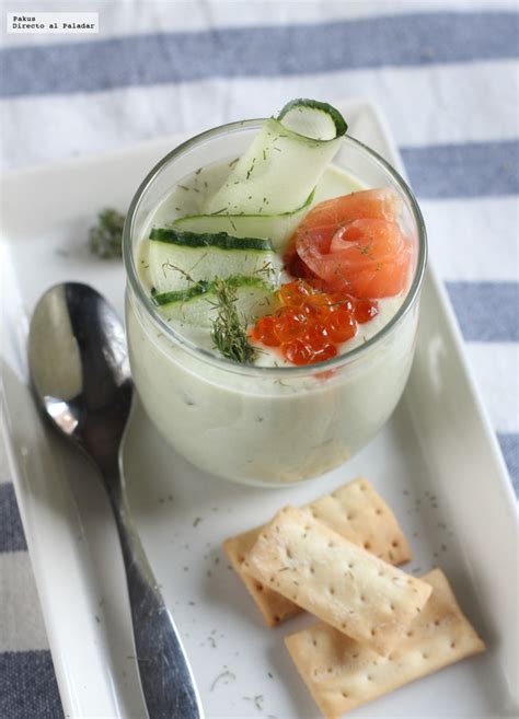 Crema fría de pepino aguacate y salmón ahumado Receta de cocina fácil