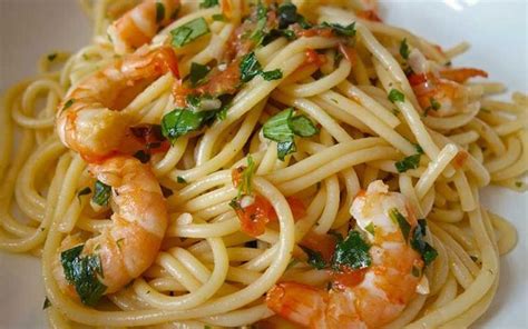 Recette Spaghettis Crevettes économique et simple Cuisine Étudiant