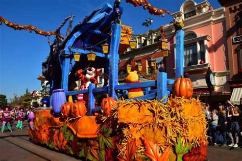 PHOTO REPORT Disney S Halloween Festival Has Begun At Disneyland Paris