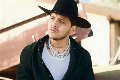 Nuevo Look Christian Nodal 2024 Ninon Shayna