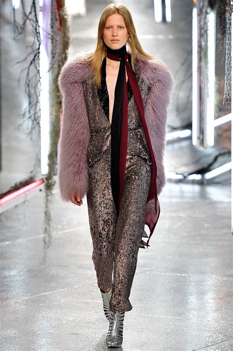 Cole O Rodarte Nova York Ver O Rtw Foto Desfiles Ffw