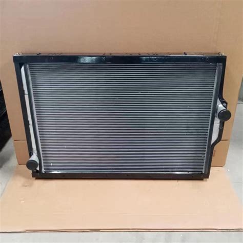 Heavy Truck Auto Engine Radiator Zb Aluminum Truck Radiator