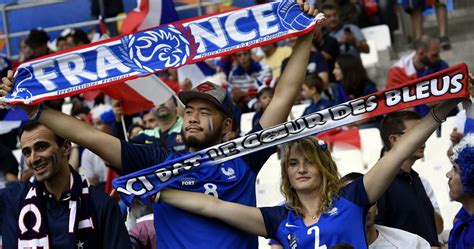 Mondial 2022 les fans des Bleus déçus mais fiers