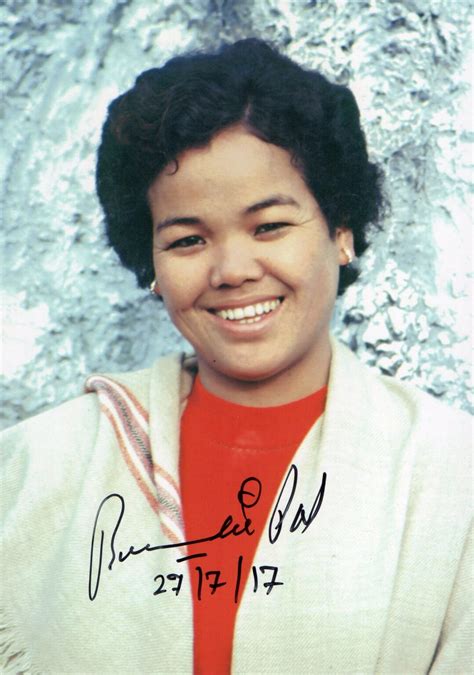 5x7 Original Autographed Photo Of Indian Mountaineer Bachendri Pal