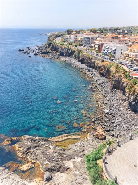 Пляжи Катании